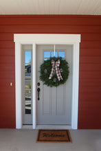 Load image into Gallery viewer, Festive Plaid 32&quot;