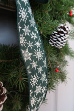 Load image into Gallery viewer, Evergreen Snowflake 24&quot;