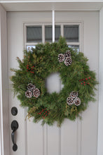 Load image into Gallery viewer, Winter Evergreen 32&quot;