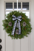 Load image into Gallery viewer, Farmhouse Plaid 24&quot;